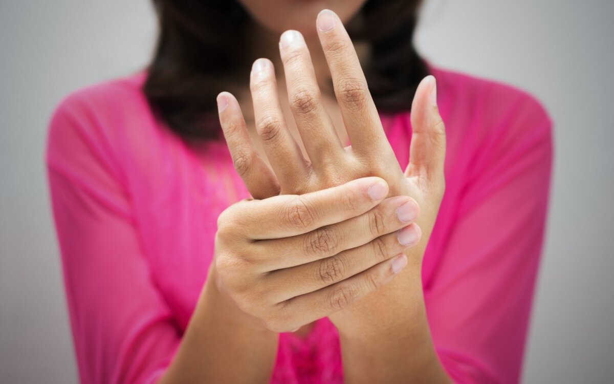 lėtinis artritas rankos