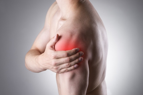 skauda dešinėje plaštakoje ir riešo sąnarius kaip padėti su stipriais skausmais sąnariuose